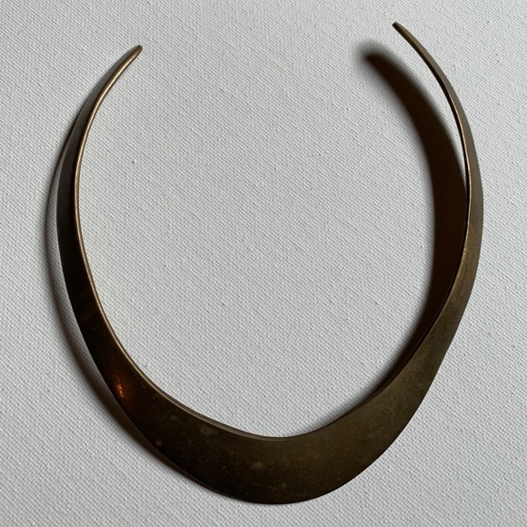 Very sleek vintage brass choker necklace - Picture 6 of 10